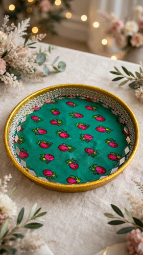 Green floral mehndi tray with golden border
