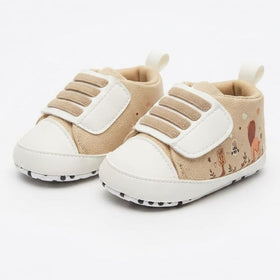 Beige Balloon Print Velcro Baby Shoes close-up view – soft sole baby shoes – Belinda Store