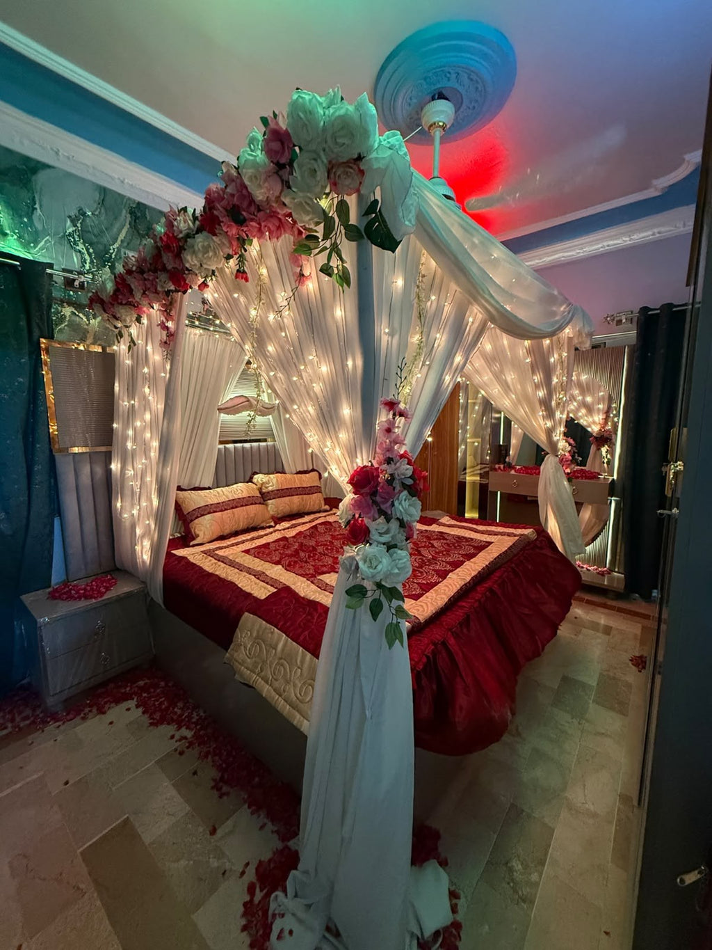 Romantic Red & White Wedding Room Decor Package - view 2