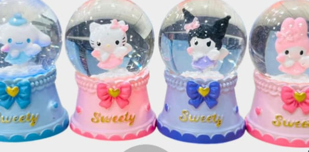 Character Snow Globe for Kids â Hello Kitty, Kur - alternate view 2