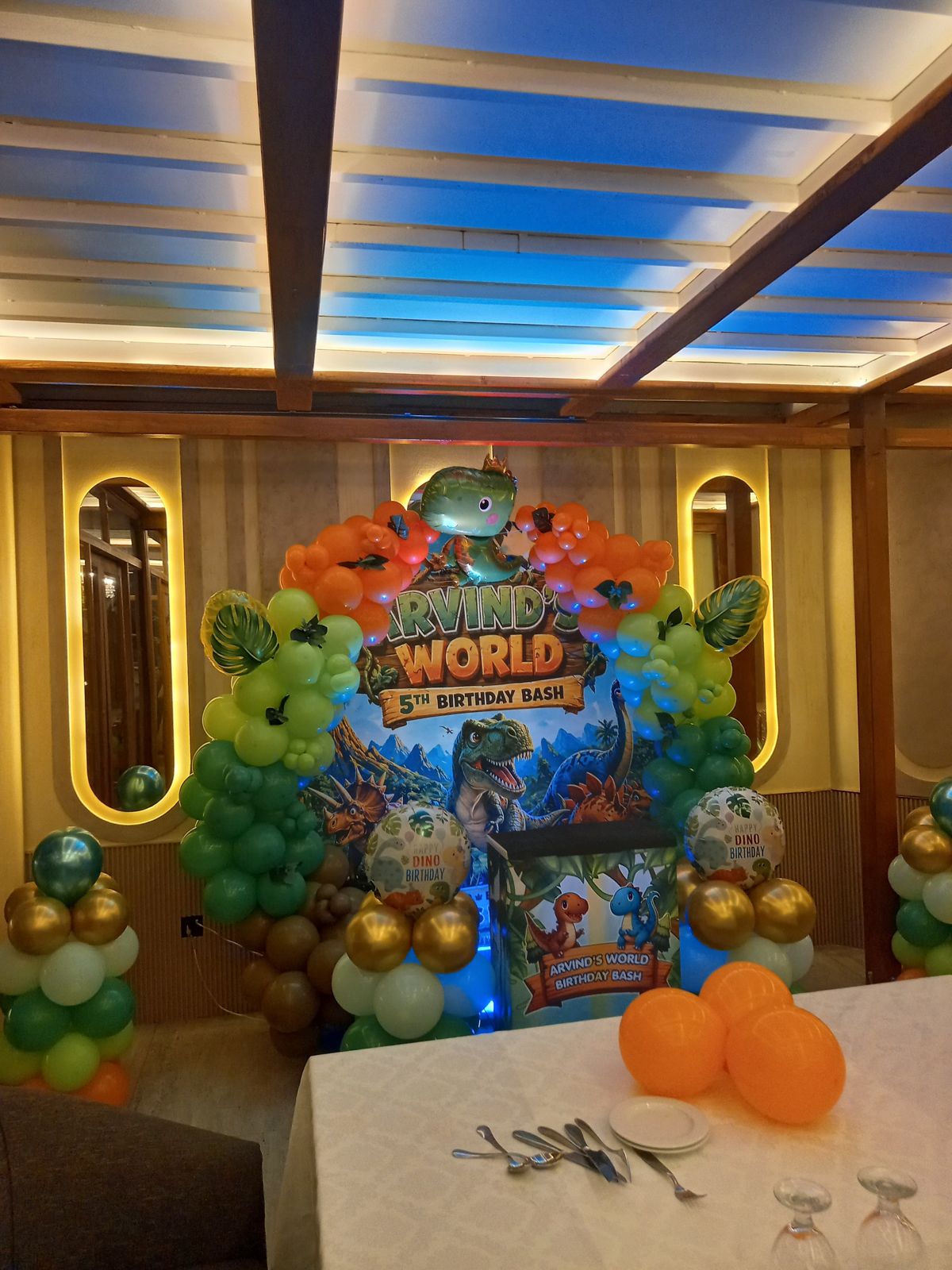 Dino World Birthday Decoration – Dinosaur Theme Jungle Balloon Backdrop