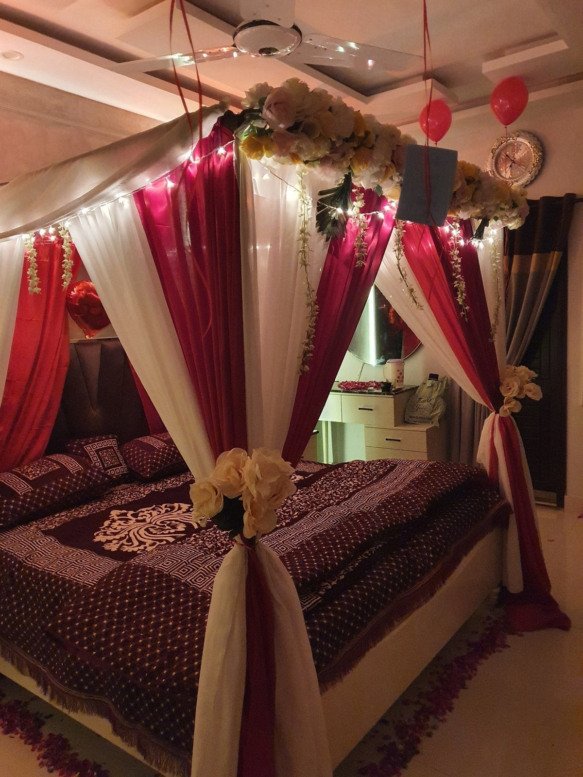 Elegant wedding room decoration Karachi romantic night setup – image 3