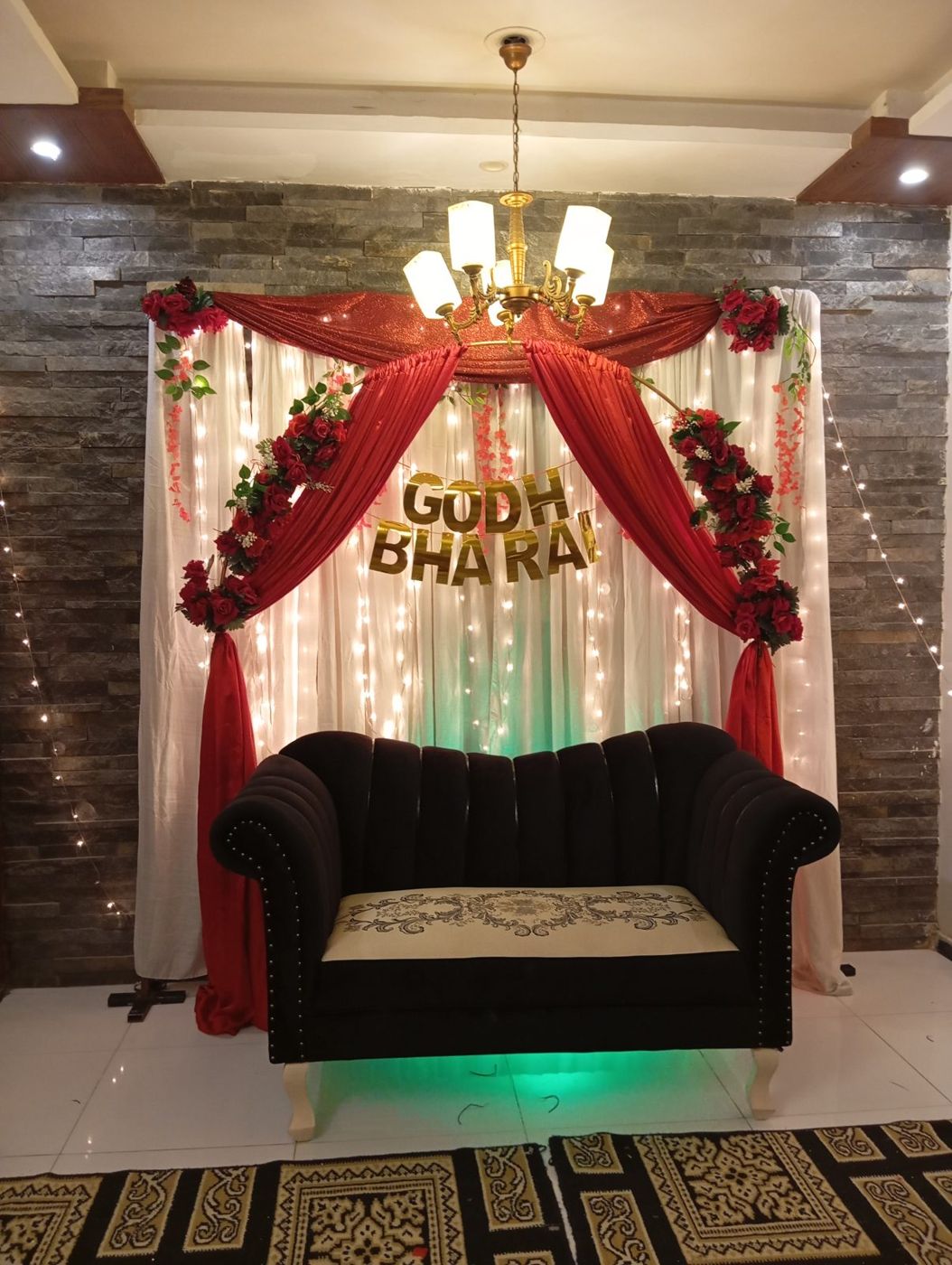 Godh Bharai decoration Karachi red drapes – photo 1