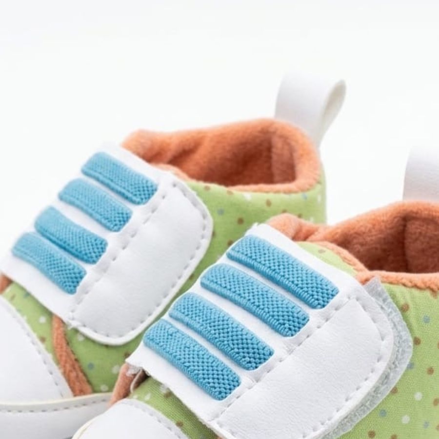 Green Polka Dot Velcro Baby Shoes design detail – soft sole baby shoes – Belinda Store