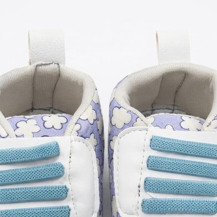 Lilac Cloud Print Velcro Baby Shoes design detail – soft sole baby shoes – Belinda Store