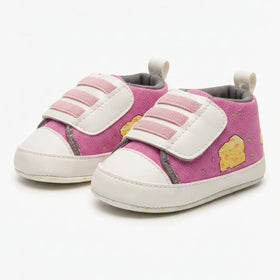 Magenta Pink Velcro Baby Shoes close-up view – soft sole baby shoes – Belinda Store