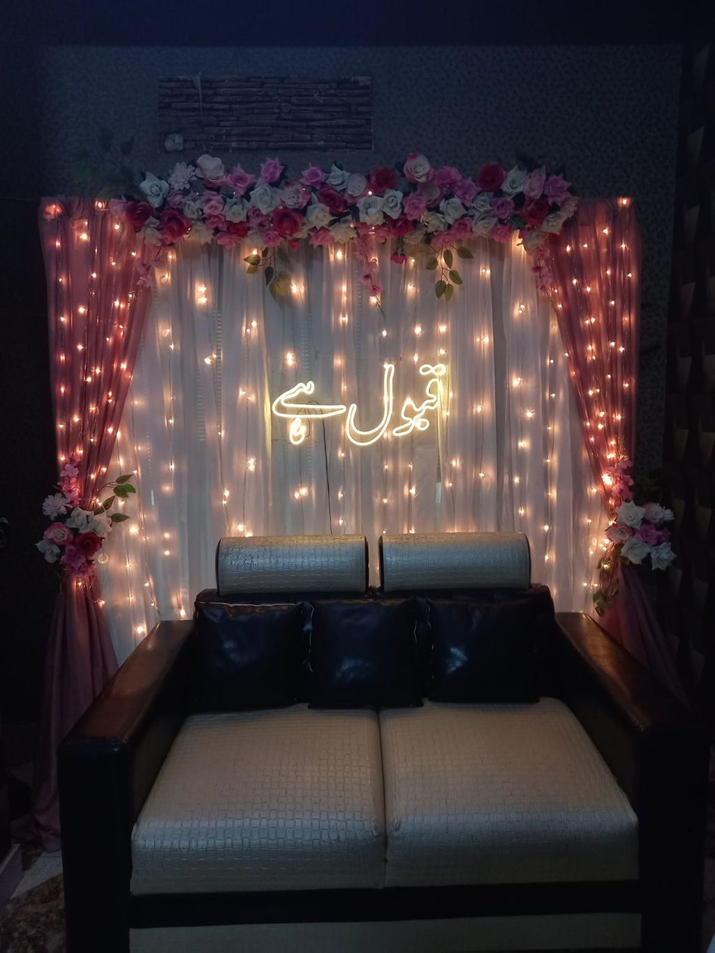 Qabool Hai neon sign pink floral backdrop Karachi – photo 2