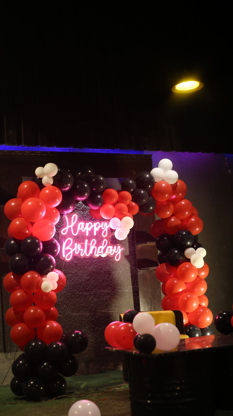 Red & Black Birthday Decor – Neon Happy Birthday Sign with Balloon Arch & Gold Name Letters