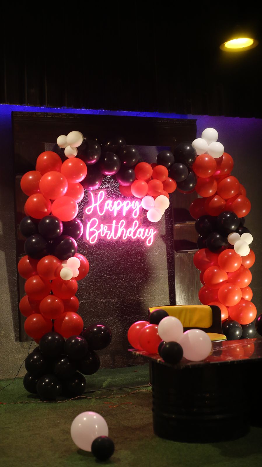 Red & Black Birthday Decor – Neon Happy Birthday Sign with Balloon Arch & Gold Name Letters