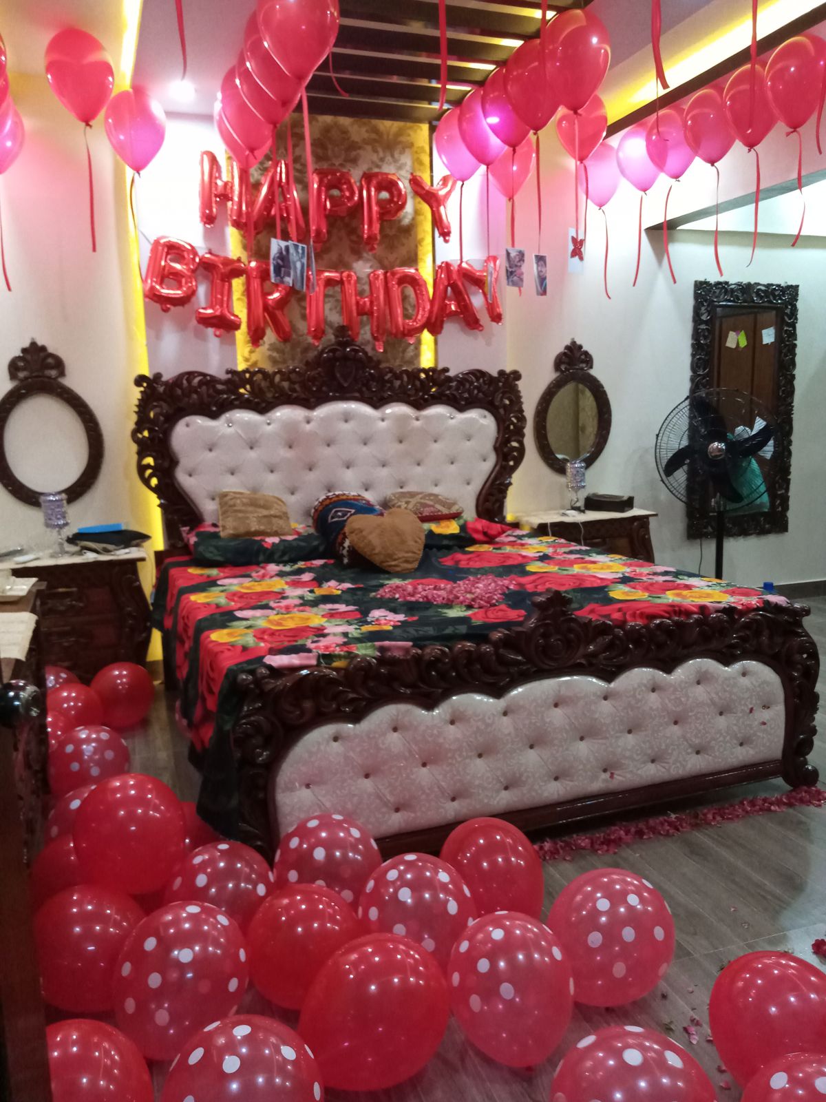 Red & Pink Birthday Room Decor – Ceiling Balloons with Happy Birthday Foil Letters