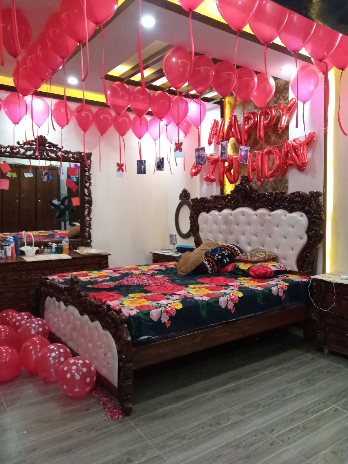 Red & Pink Birthday Room Decor – Ceiling Balloons with Happy Birthday Foil Letters