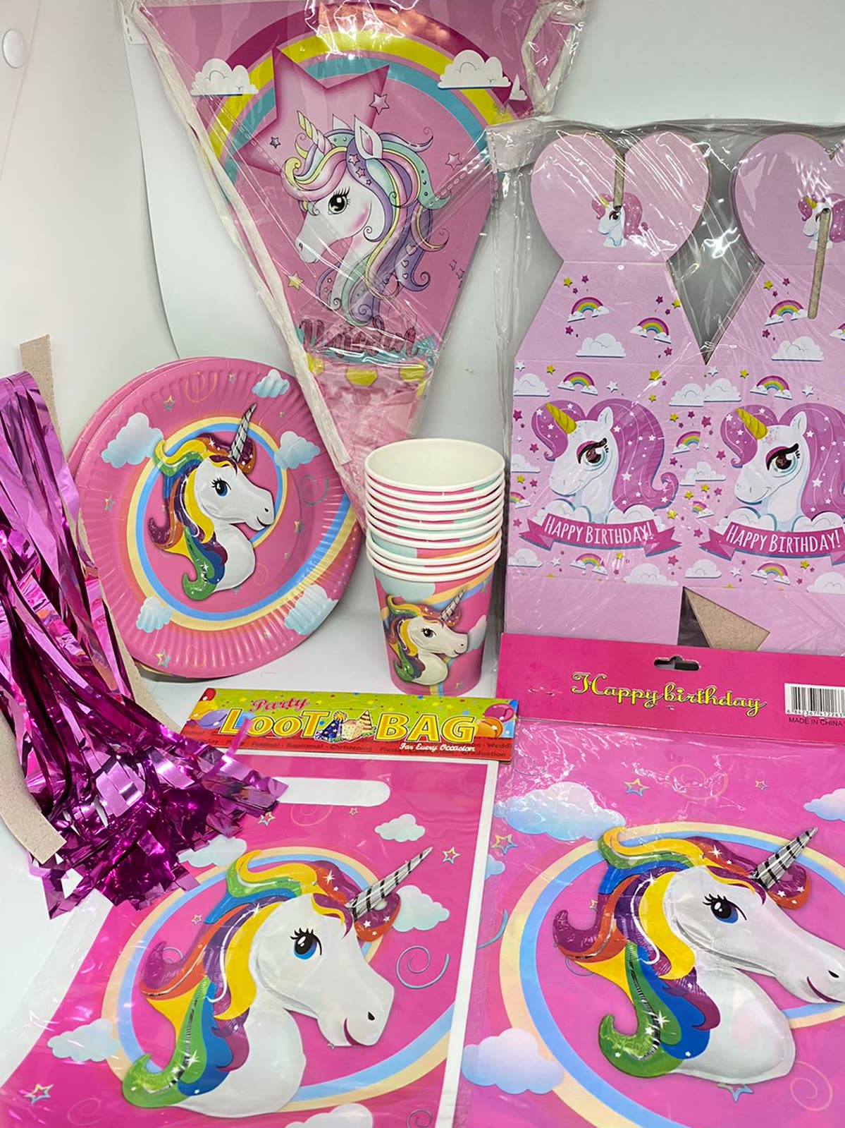 Unicorn Party Set for 10 Kids - alternate view 2