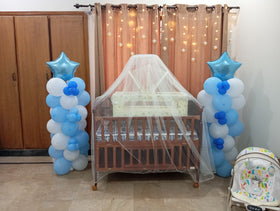 Welcome Baby Boy Decoration – Blue & Gold Balloon Garland, Cot & Lounge Decor