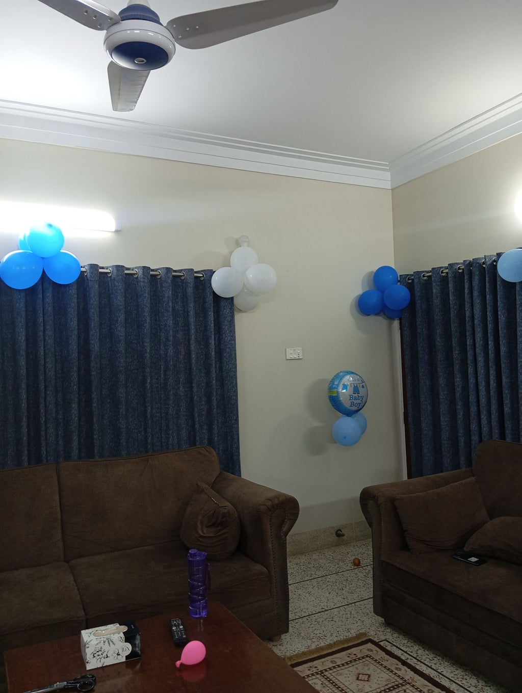 Welcome Baby Boy Decoration – Blue & Gold Balloon Garland, Cot & Lounge Decor