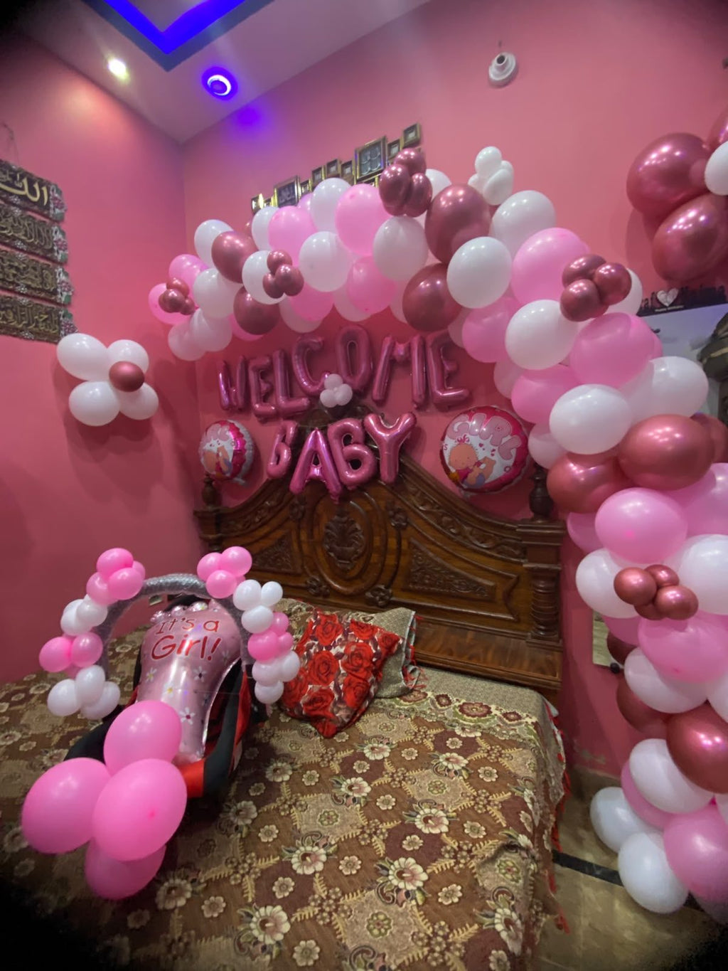 Welcome Baby Girl Decoration – Pink & White Balloon Arch with It's a Girl Foil